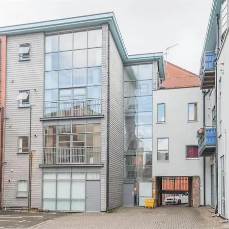 Short For Contractors And Weekend Stays Aparthotel